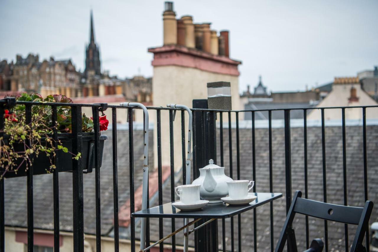 Apartment In Edinburgh With Great View On Castle Exterior photo